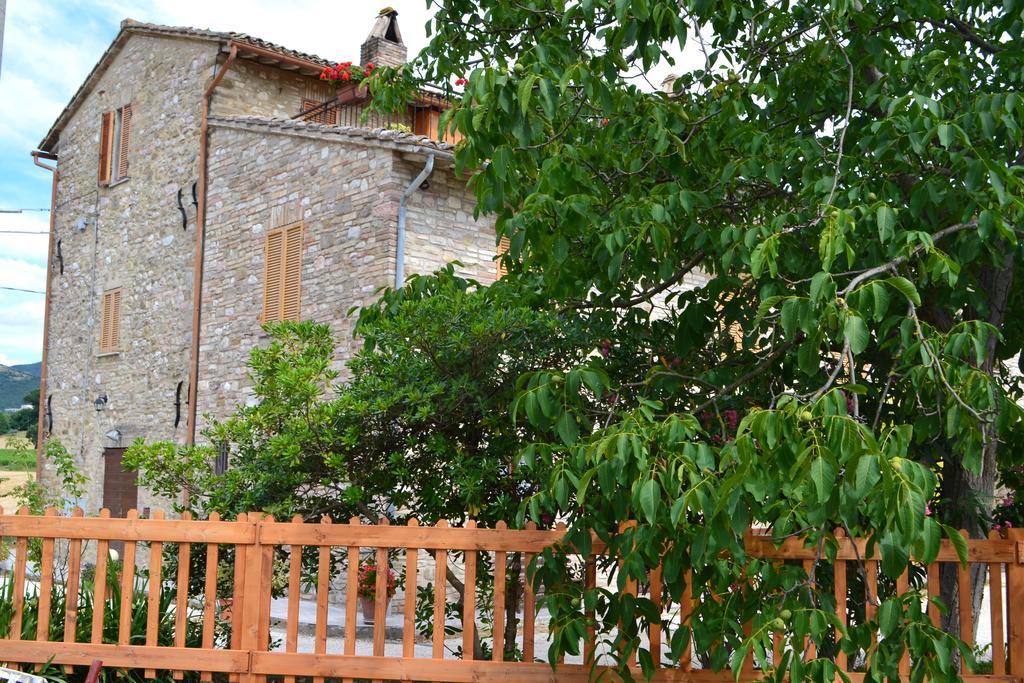 Camere I Monelli Assis Exterior foto